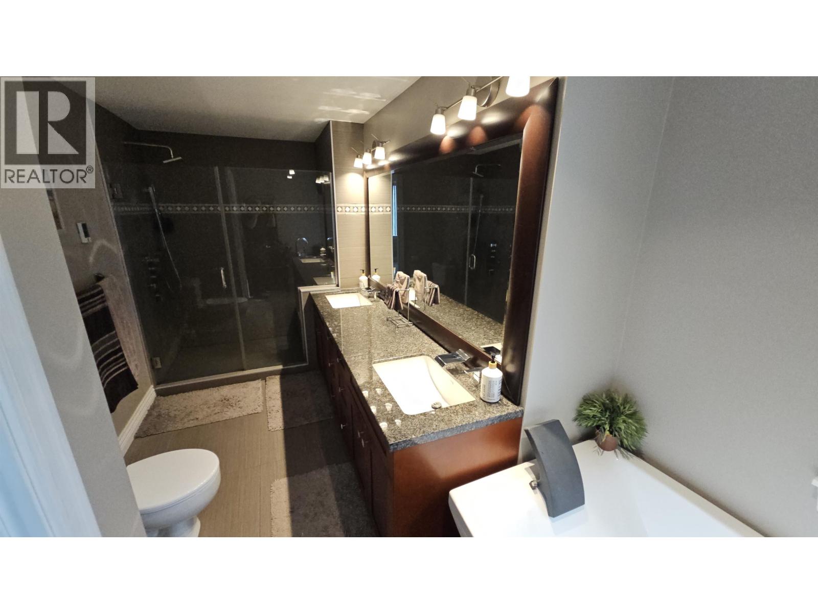 376 Richard Street, Coquitlam, British Columbia  V3K 3Z7 - Photo 16 - R3106311