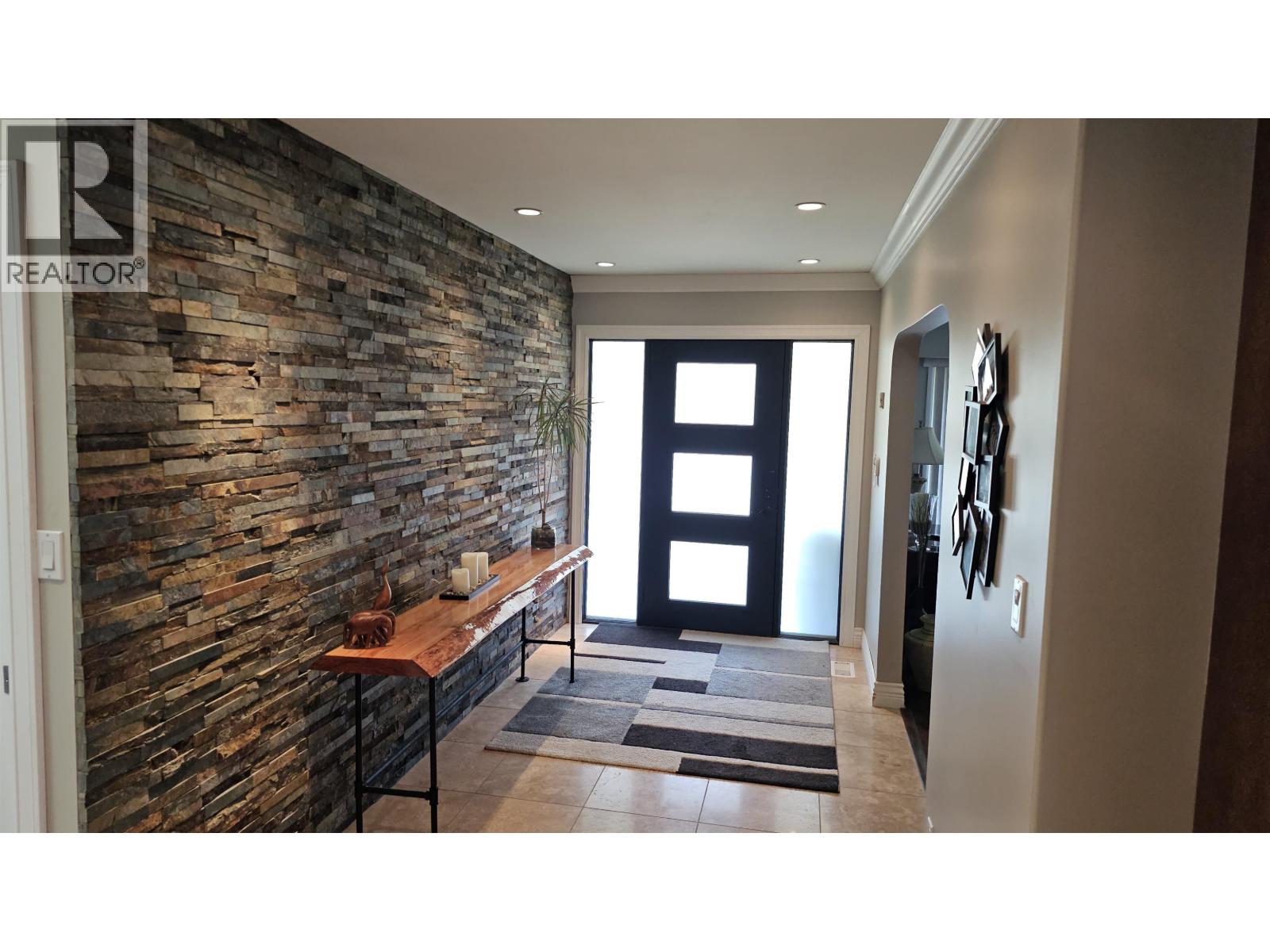 376 Richard Street, Coquitlam, British Columbia  V3K 3Z7 - Photo 31 - R3106311