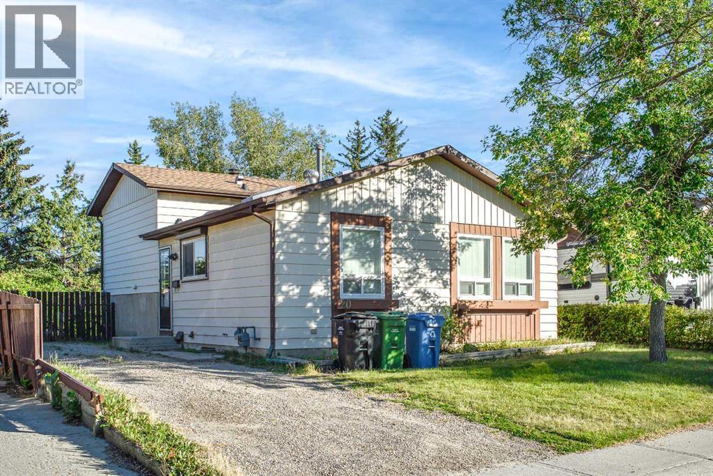 20 Bernard Way NW, Calgary, Alberta  T3K 2B9 - Photo 20 - A2293046