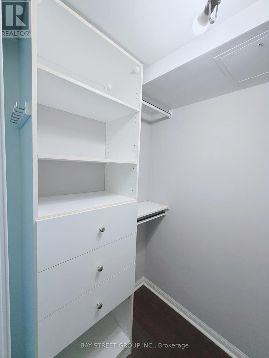 216 - 24 Wellesley Street W, Toronto, Ontario  M4Y 2X6 - Photo 16 - C12948580