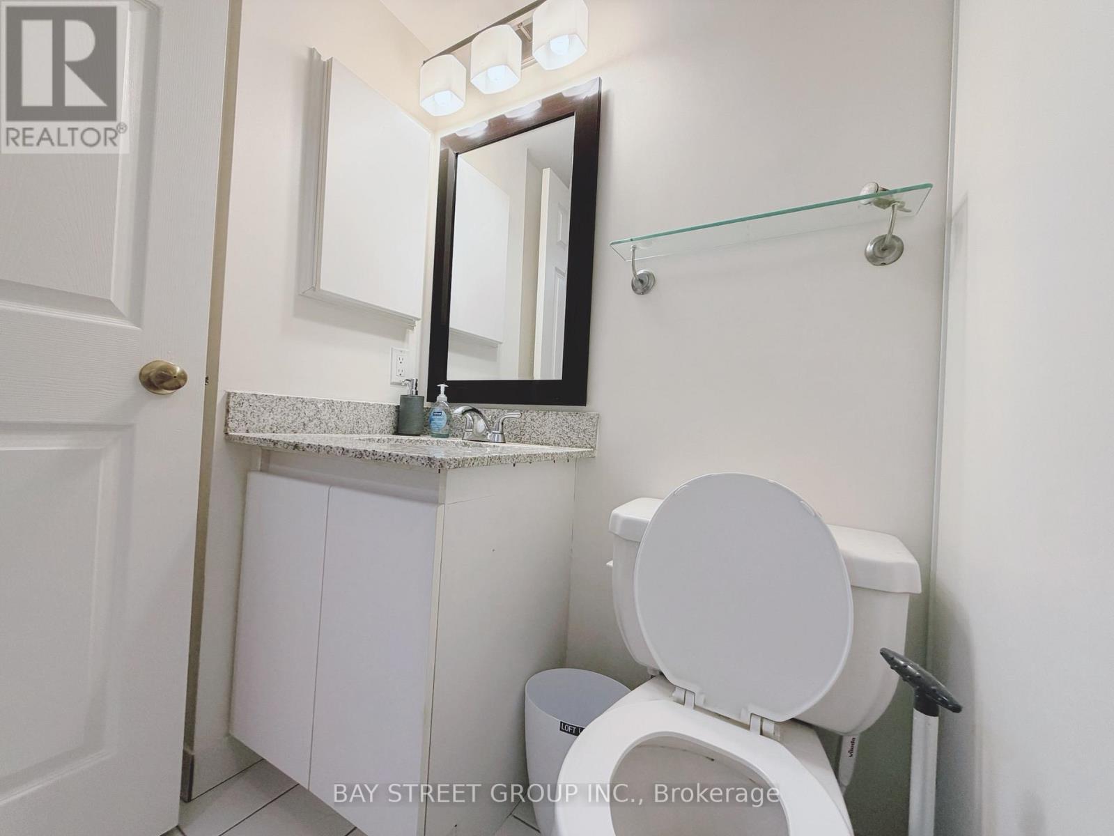 216 - 24 Wellesley Street W, Toronto, Ontario  M4Y 2X6 - Photo 28 - C12948580