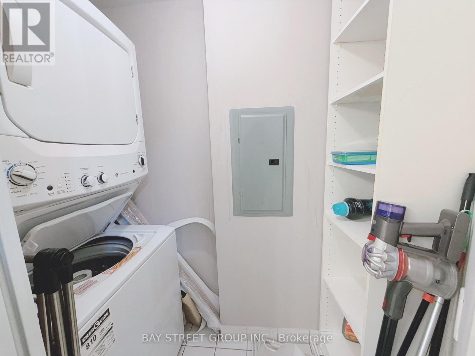 216 - 24 Wellesley Street W, Toronto, Ontario  M4Y 2X6 - Photo 33 - C12948580