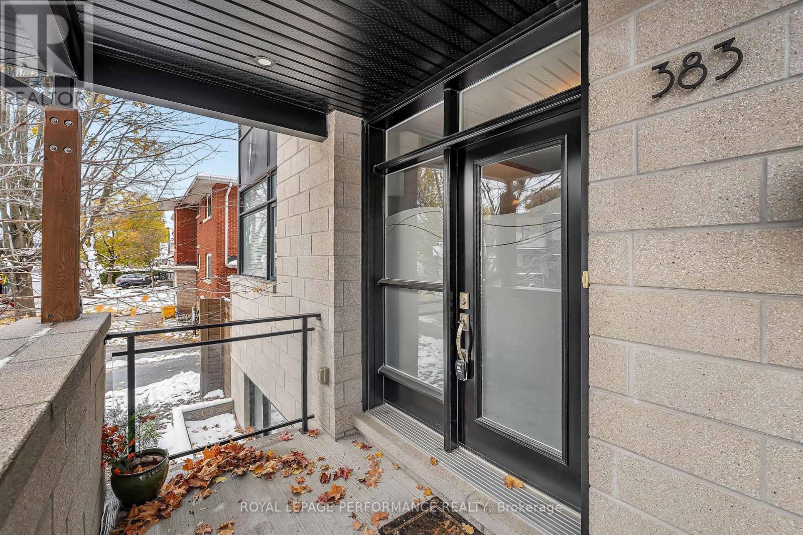 383 Princeton Avenue, Ottawa, Ontario  K2A 4E1 - Photo 2 - X12948584