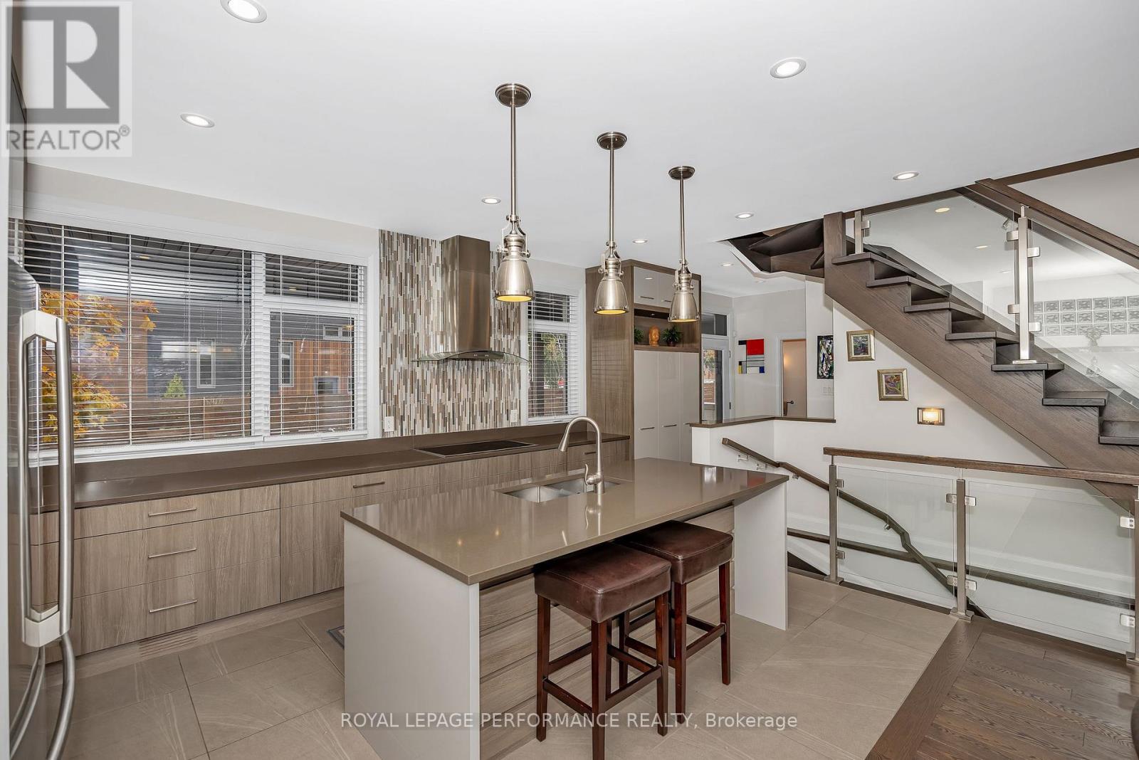 383 Princeton Avenue, Ottawa, Ontario  K2A 4E1 - Photo 6 - X12948584