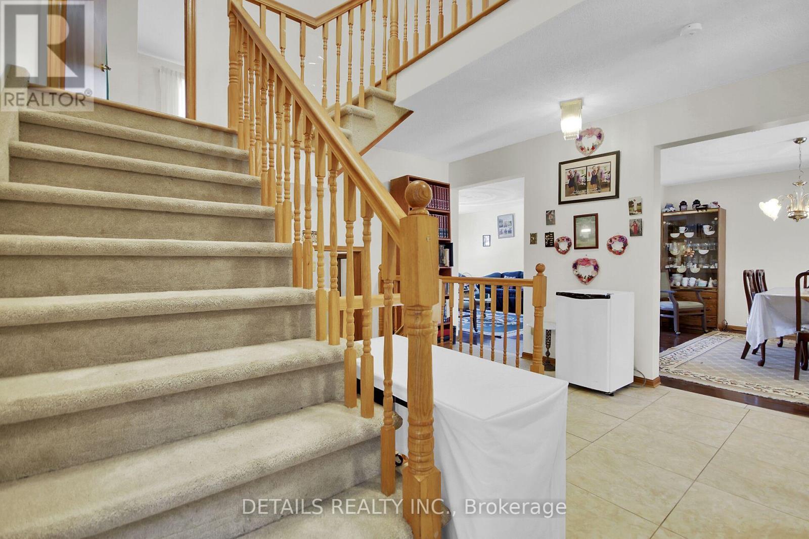 2876 Tresa Court, Ottawa, Ontario  K1T 2H1 - Photo 13 - X12948586