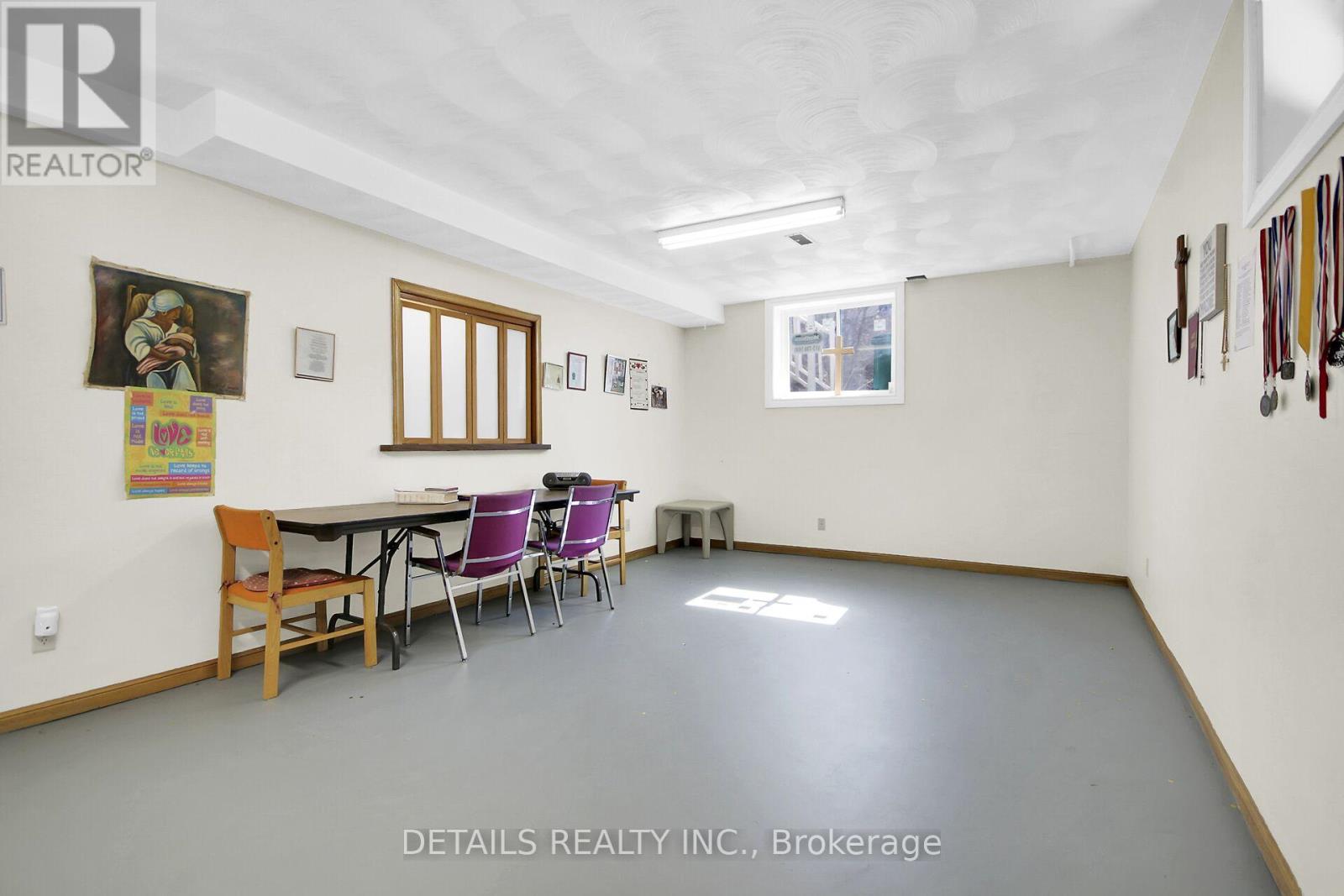 2876 Tresa Court, Ottawa, Ontario  K1T 2H1 - Photo 41 - X12948586