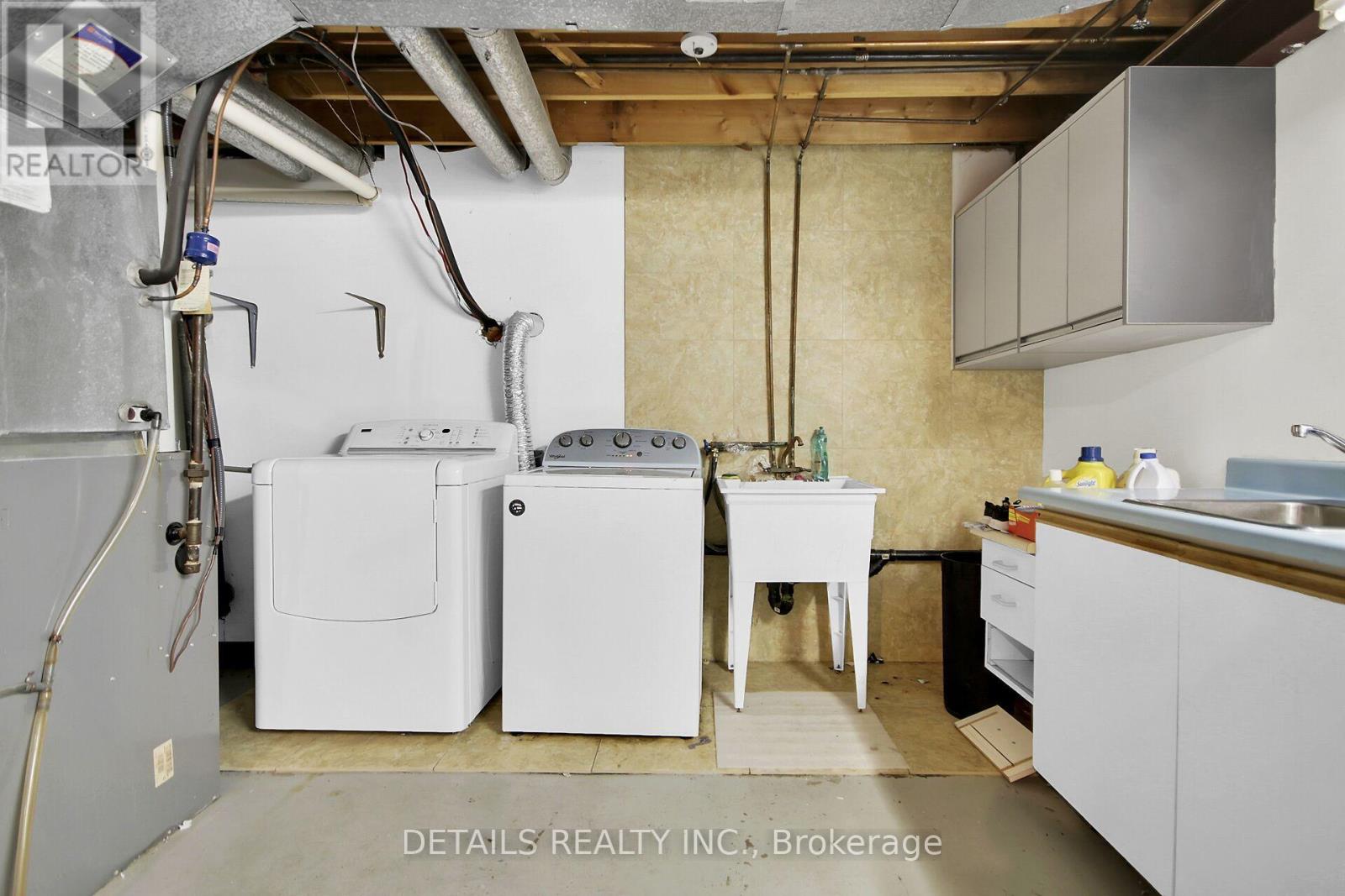 2876 Tresa Court, Ottawa, Ontario  K1T 2H1 - Photo 43 - X12948586