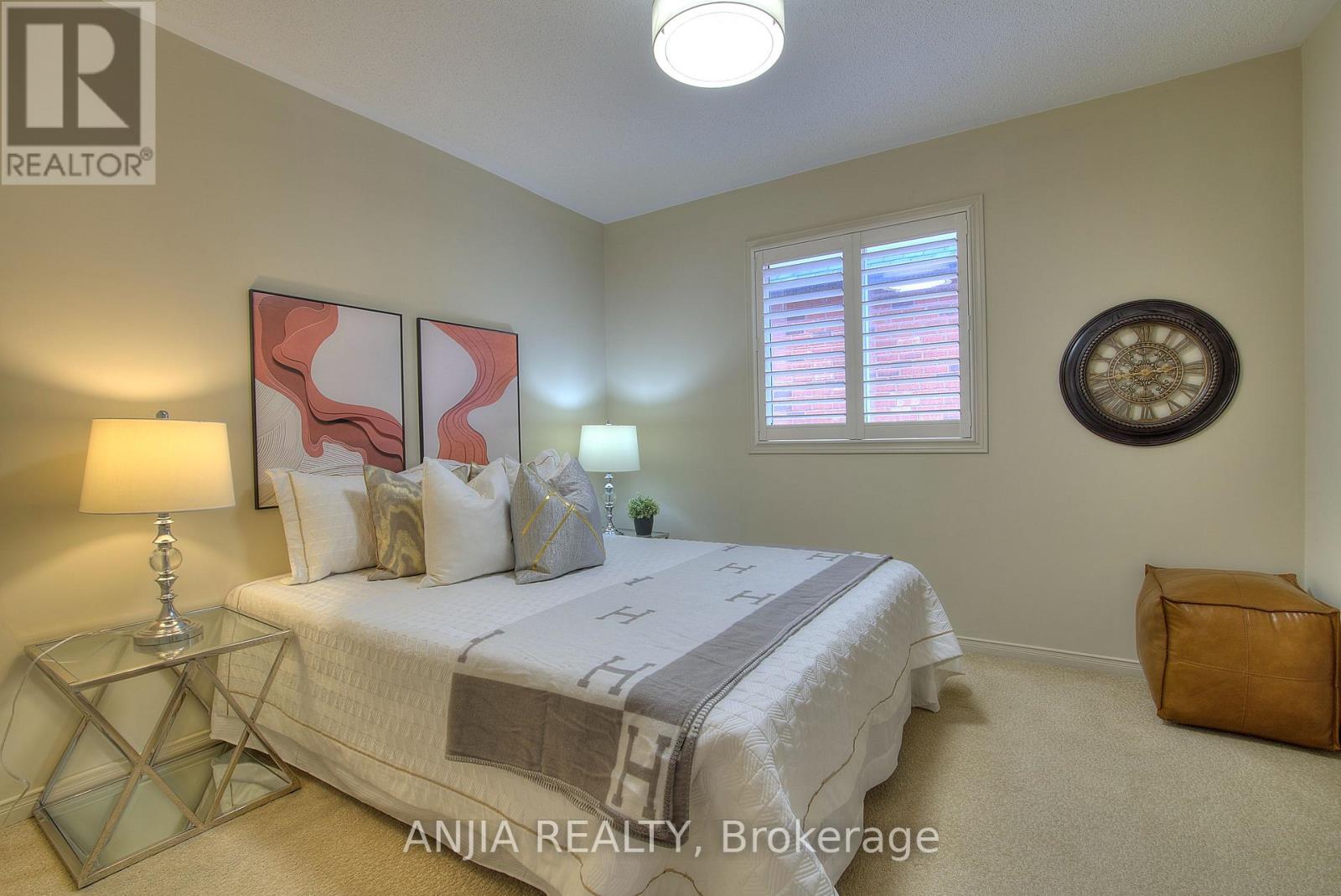 8 Twin Streams Drive, Whitby, Ontario  L1P 1P1 - Photo 12 - E12948594