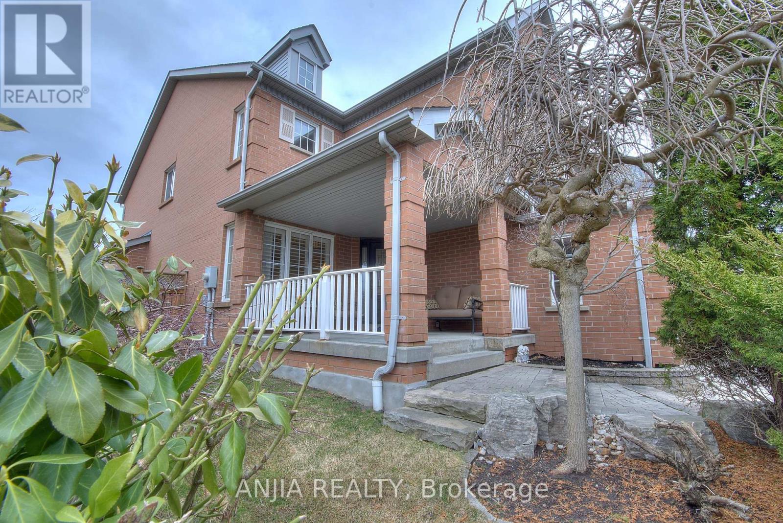 8 Twin Streams Drive, Whitby, Ontario  L1P 1P1 - Photo 26 - E12948594