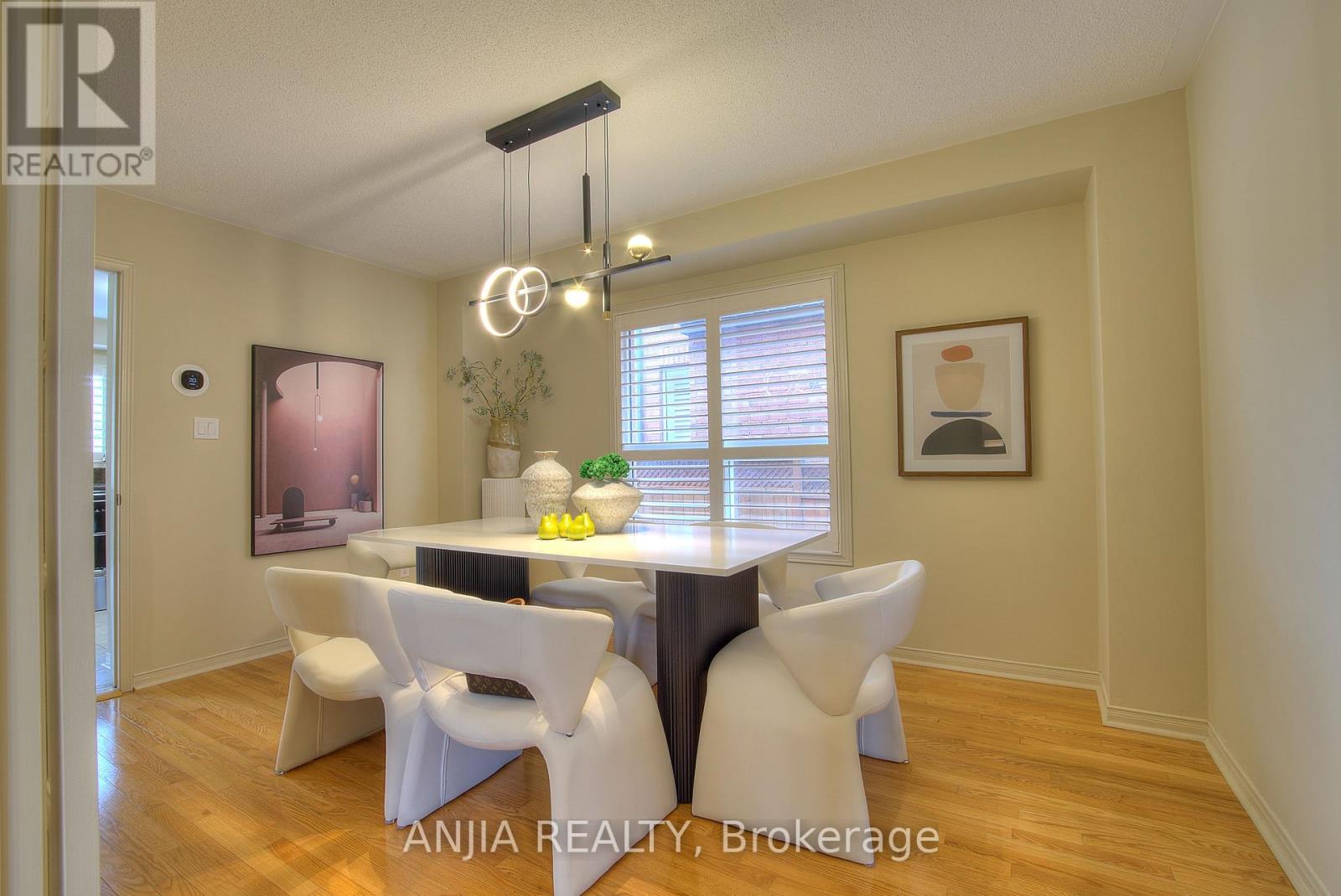 8 Twin Streams Drive, Whitby, Ontario  L1P 1P1 - Photo 8 - E12948594