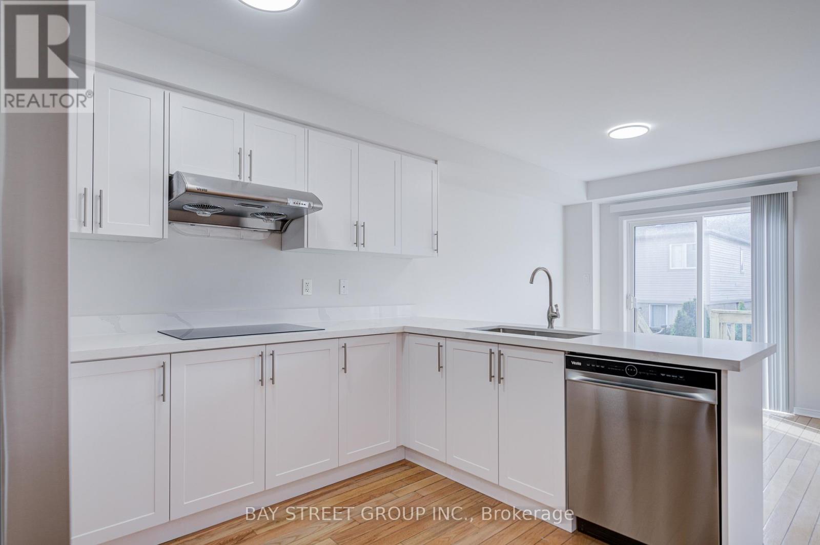 61 Bettina Place, Whitby, Ontario  L1R 0E9 - Photo 14 - E12937654