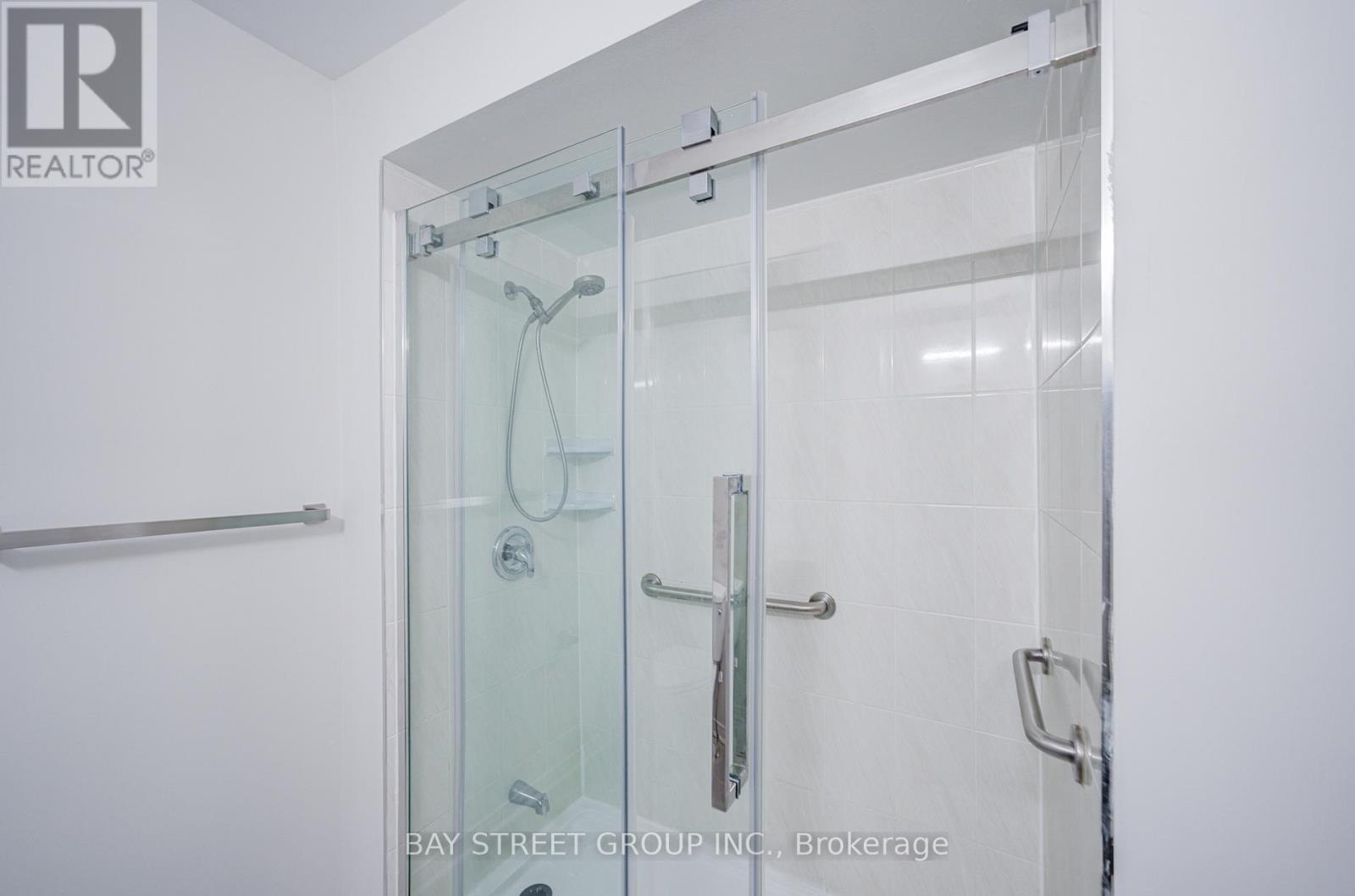 61 Bettina Place, Whitby, Ontario  L1R 0E9 - Photo 35 - E12937654