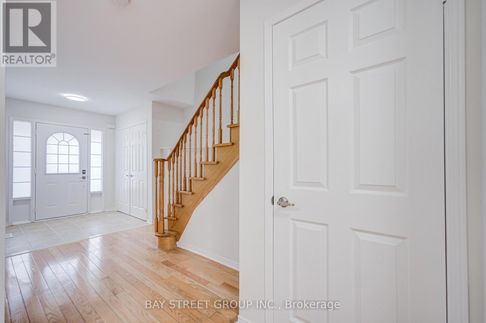 61 Bettina Place, Whitby, Ontario  L1R 0E9 - Photo 9 - E12937654