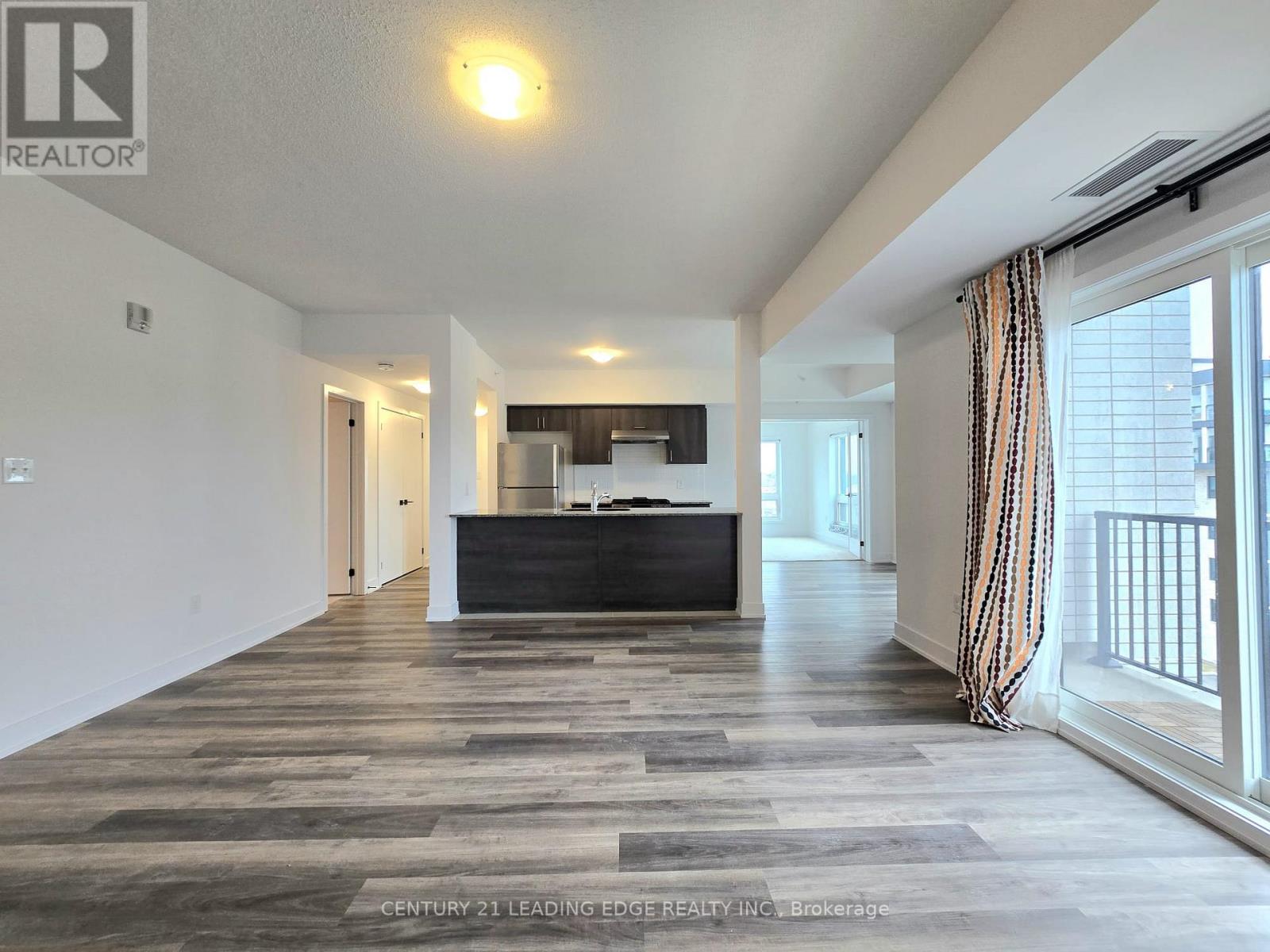 502 - 8 Culinary Lane, Barrie, Ontario  L9J 0T2 - Photo 7 - S12948588