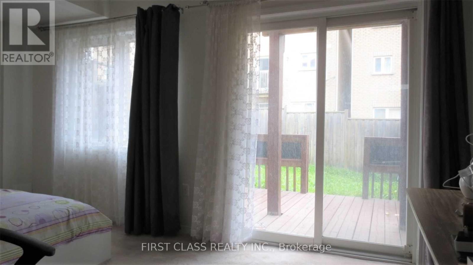 5753 Retreat Street, Mississauga, Ontario  L5R 0B5 - Photo 12 - W12948600