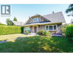 3945 W 10TH AVENUE, Vancouver, British Columbia