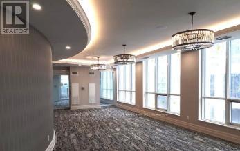 303 - 36 Elm Drive W, Mississauga, Ontario  L5B 1L9 - Photo 15 - W12946504