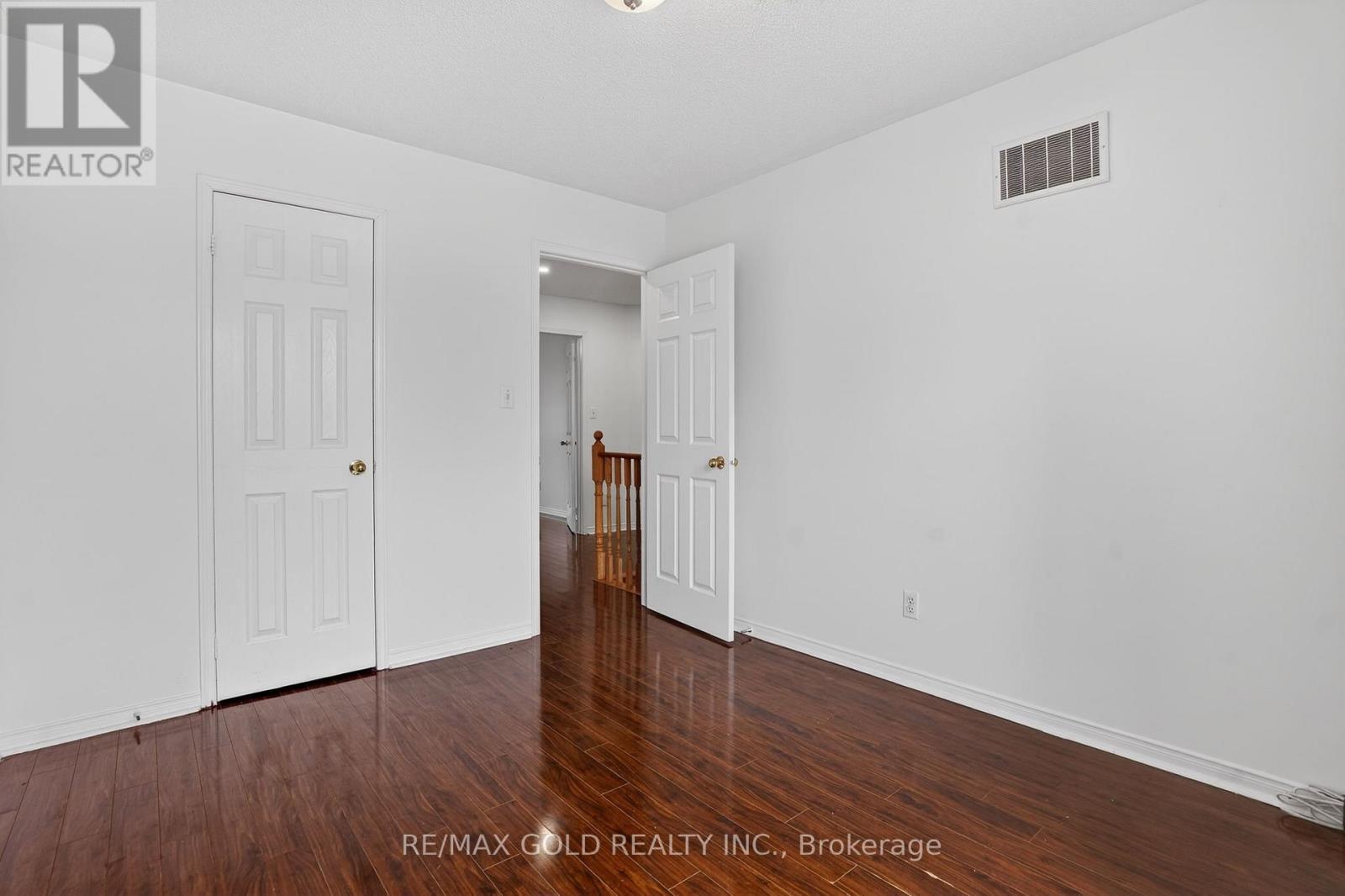 11 Schooner Drive, Brampton, Ontario  L7A 2Y9 - Photo 32 - W12946886