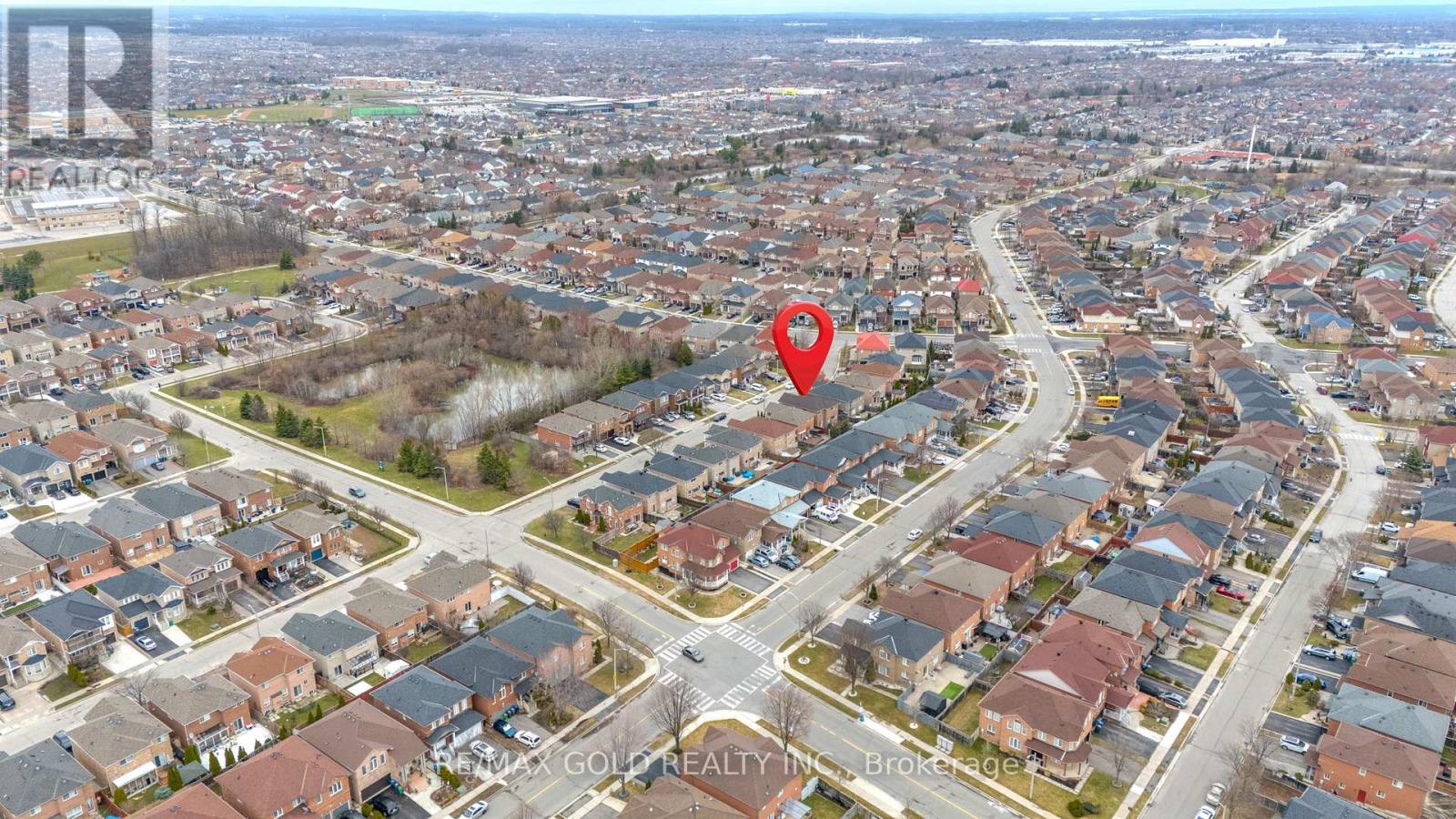 11 Schooner Drive, Brampton, Ontario  L7A 2Y9 - Photo 3 - W12946886