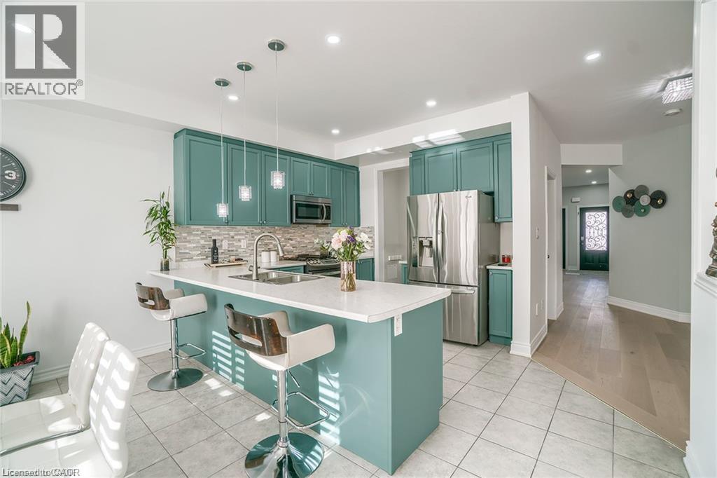 318 Wallace Street, Dufferin, Ontario  L9V 2S2 - Photo 4 - 40816372