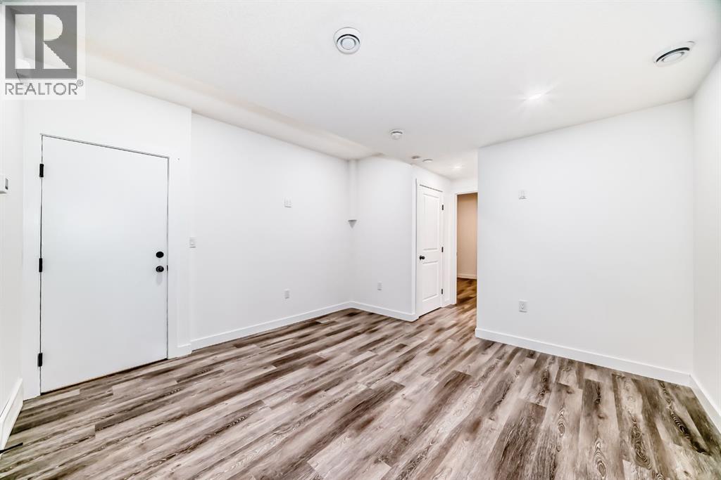 81 Herron Mews Ne, Calgary, Alberta  T3P 1Y1 - Photo 36 - A2292545