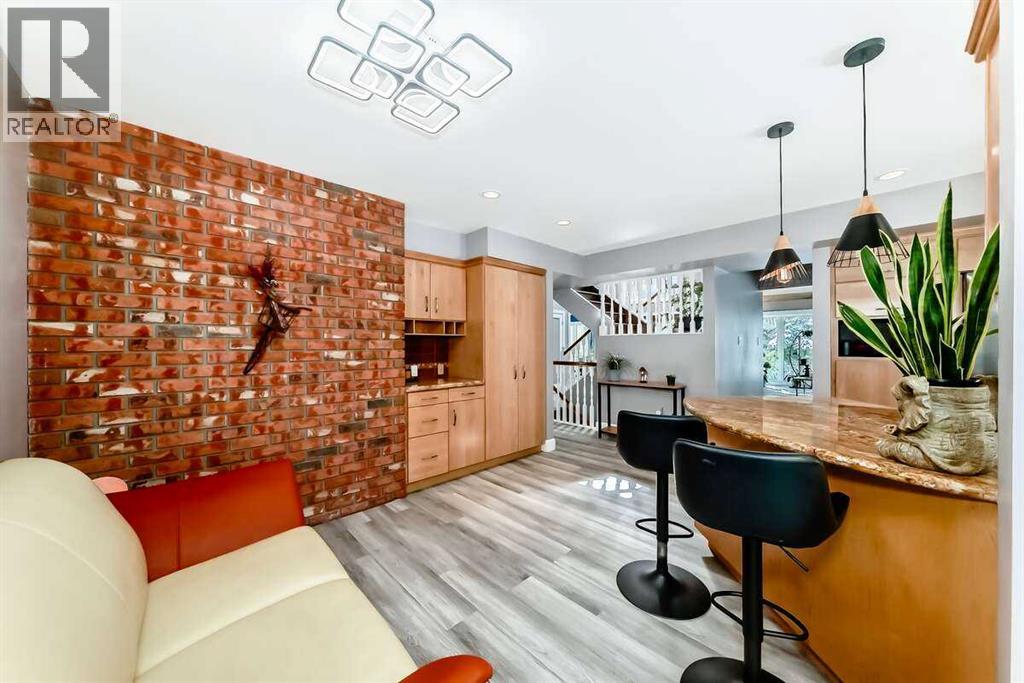 2002 Pump Hill Way Sw, Calgary, Alberta  T2V 4M4 - Photo 13 - A2298256