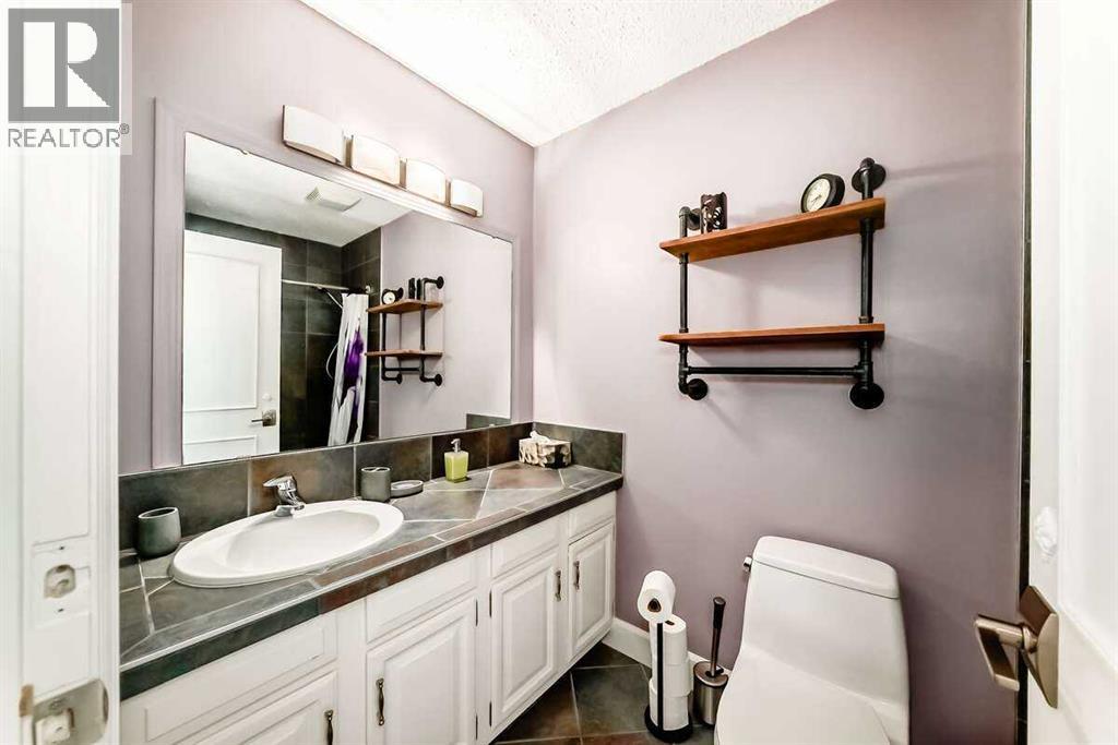 2002 Pump Hill Way Sw, Calgary, Alberta  T2V 4M4 - Photo 46 - A2298256