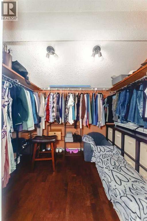 2002 Pump Hill Way Sw, Calgary, Alberta  T2V 4M4 - Photo 40 - A2298256