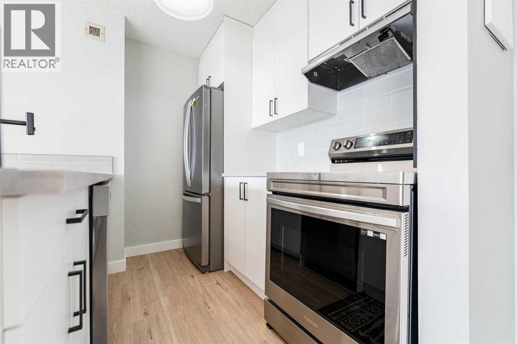 1509, 221 6 Avenue Se, Calgary, Alberta  T2G 4Z9 - Photo 3 - A2287459
