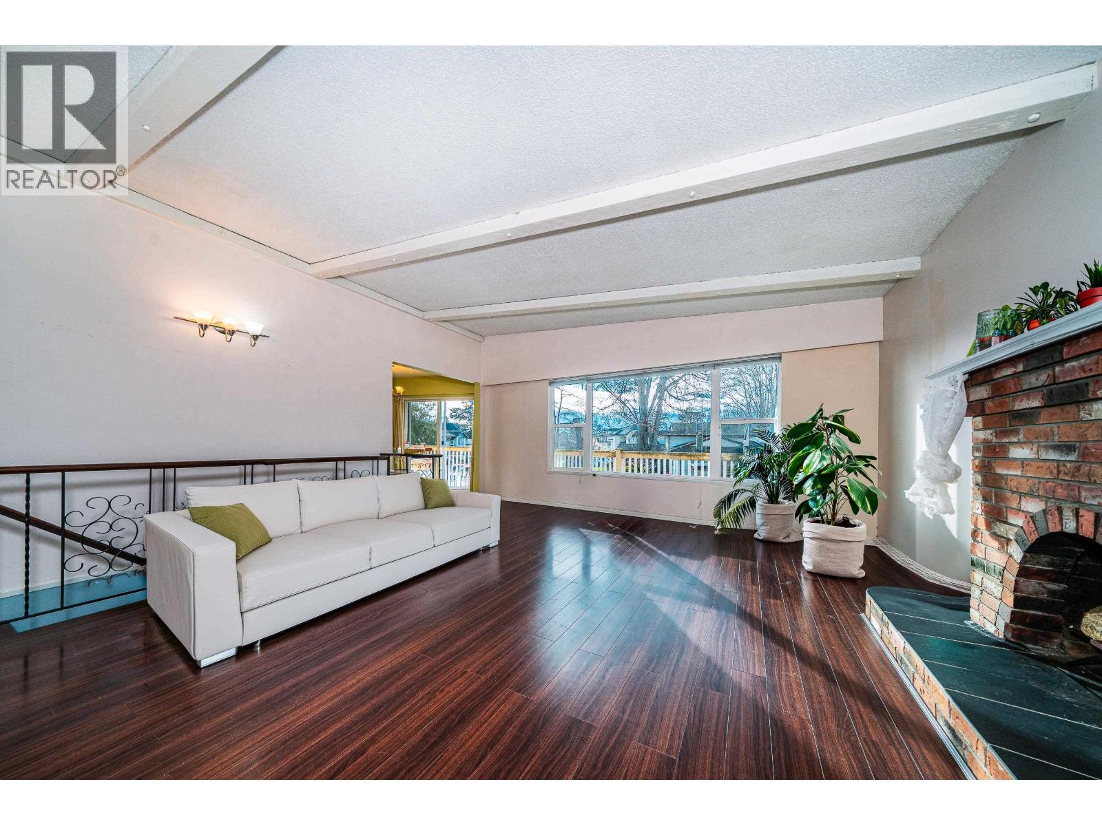 4831 Foxglove Crescent, Richmond, British Columbia  V7C 2K4 - Photo 7 - R3102755