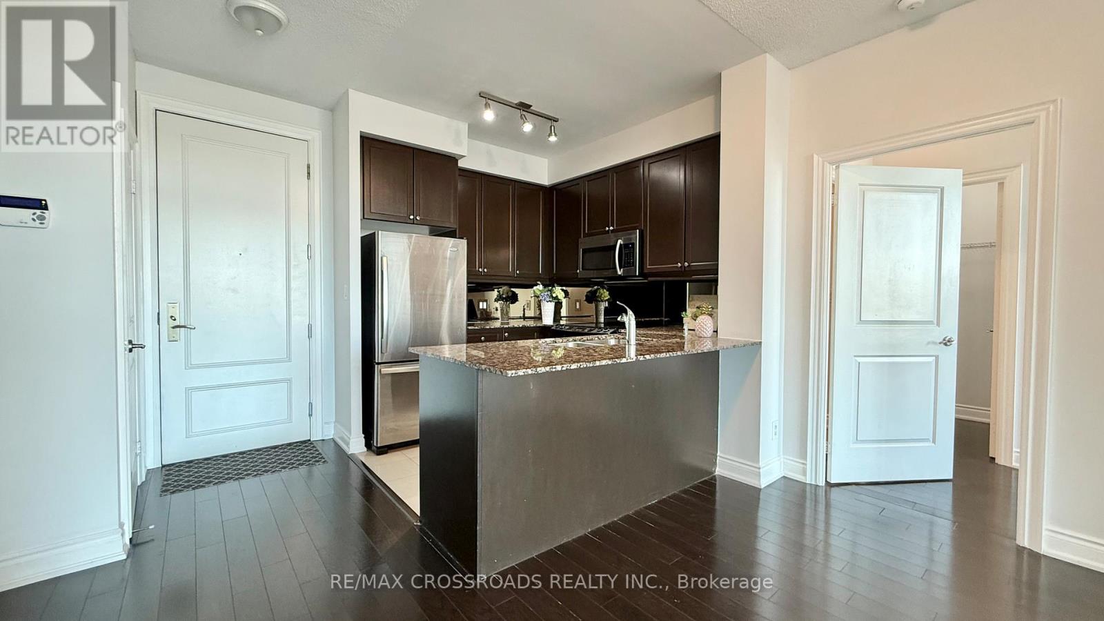 716 - 10 Bloorview Place, Toronto, Ontario  M2J 0B1 - Photo 9 - C12948616