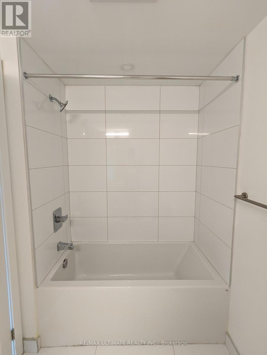 395 Bloor Street, Toronto, Ontario  M4W 0B4 - Photo 13 - C12948624