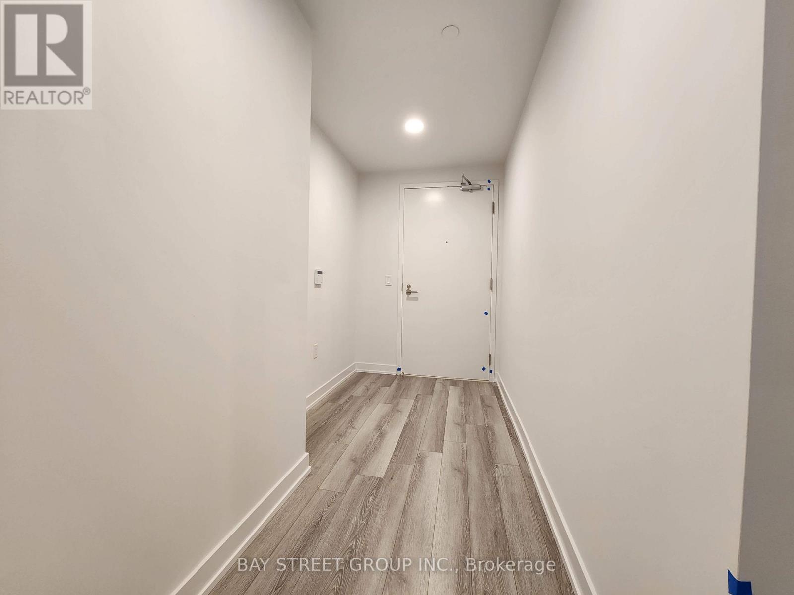 2013 - 230 Simcoe Street, Toronto, Ontario  M5T 0G7 - Photo 2 - C12948644