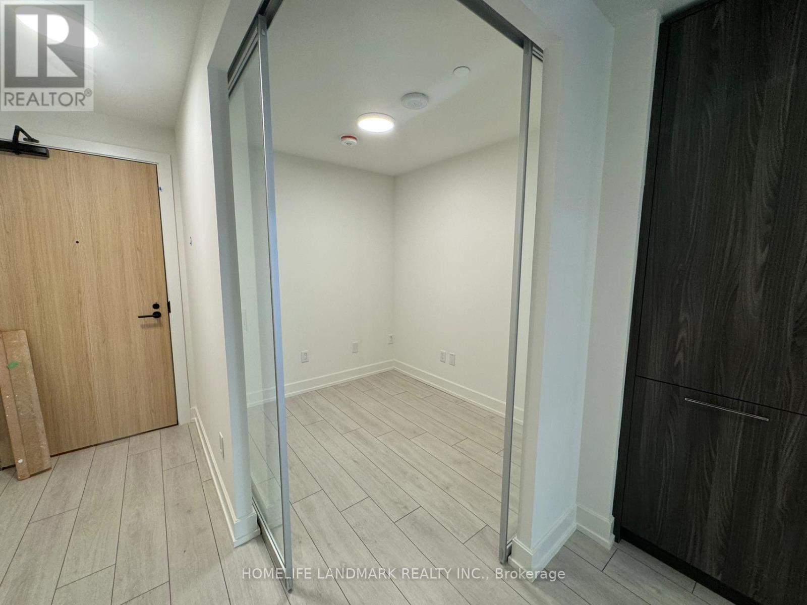 514 - 15 Mercer Street, Toronto, Ontario  M5V 1H2 - Photo 4 - C12948666