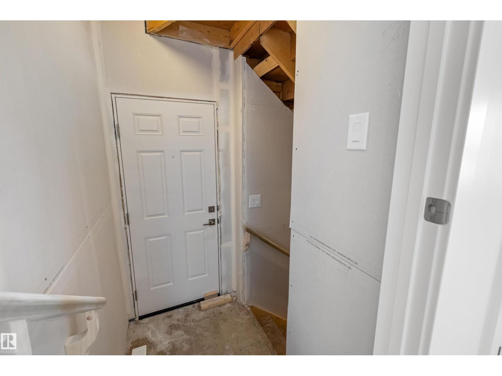 1054 Cristall Cr Sw, Edmonton, Alberta  T6W 5S6 - Photo 34 - E4480171