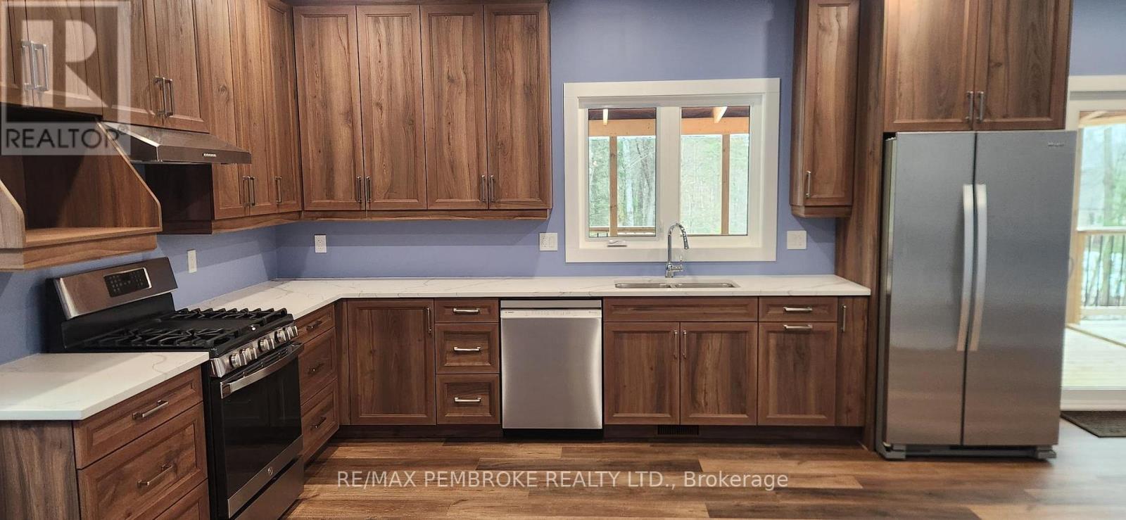 131 Island View Drive, North Algona Wilberforce, Ontario  K0J 1X0 - Photo 2 - X12948610