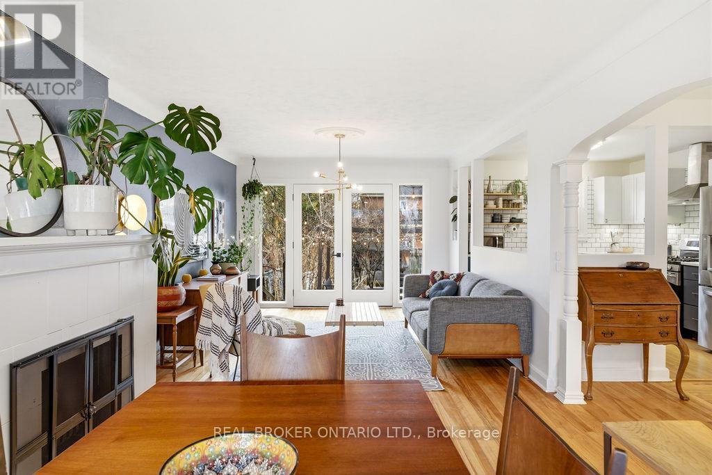 2086 Blossom Drive, Ottawa, Ontario  K1H 6G8 - Photo 13 - X12948652