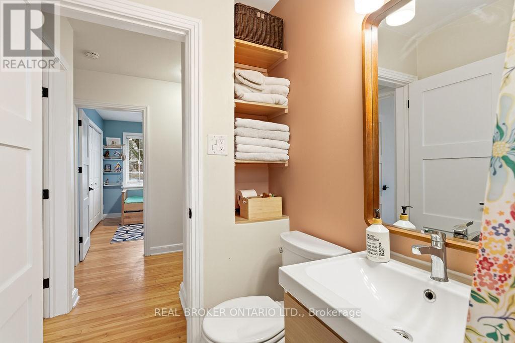 2086 Blossom Drive, Ottawa, Ontario  K1H 6G8 - Photo 17 - X12948652