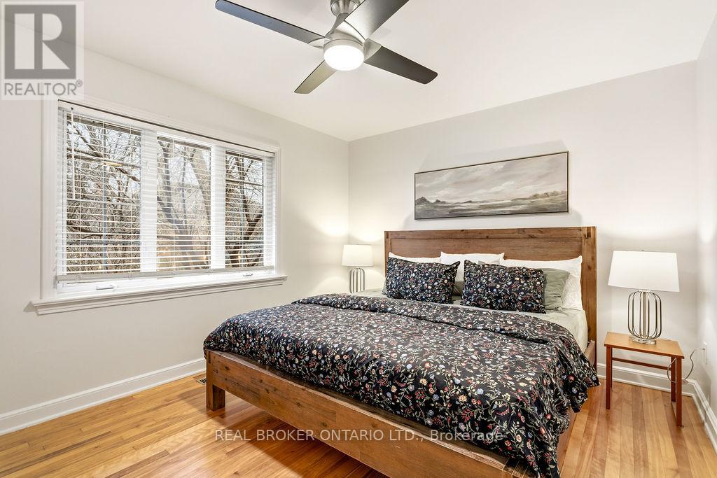 2086 Blossom Drive, Ottawa, Ontario  K1H 6G8 - Photo 18 - X12948652