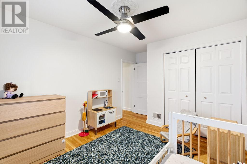 2086 Blossom Drive, Ottawa, Ontario  K1H 6G8 - Photo 21 - X12948652