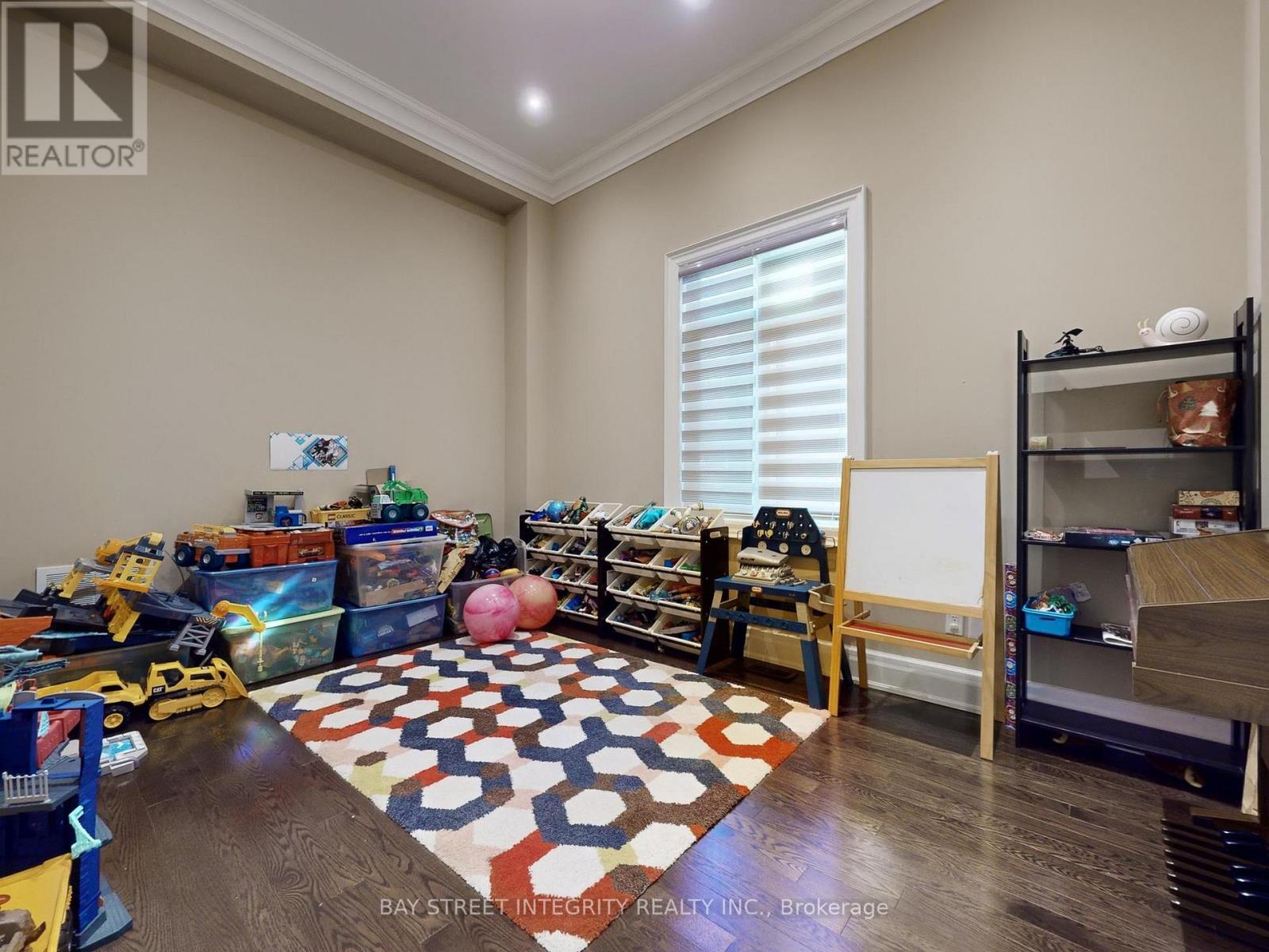 57 Strawbridge Farm Drive, Aurora, Ontario  L4G 0L2 - Photo 14 - N12948622