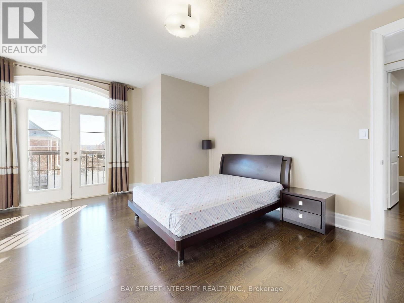 57 Strawbridge Farm Drive, Aurora, Ontario  L4G 0L2 - Photo 41 - N12948622