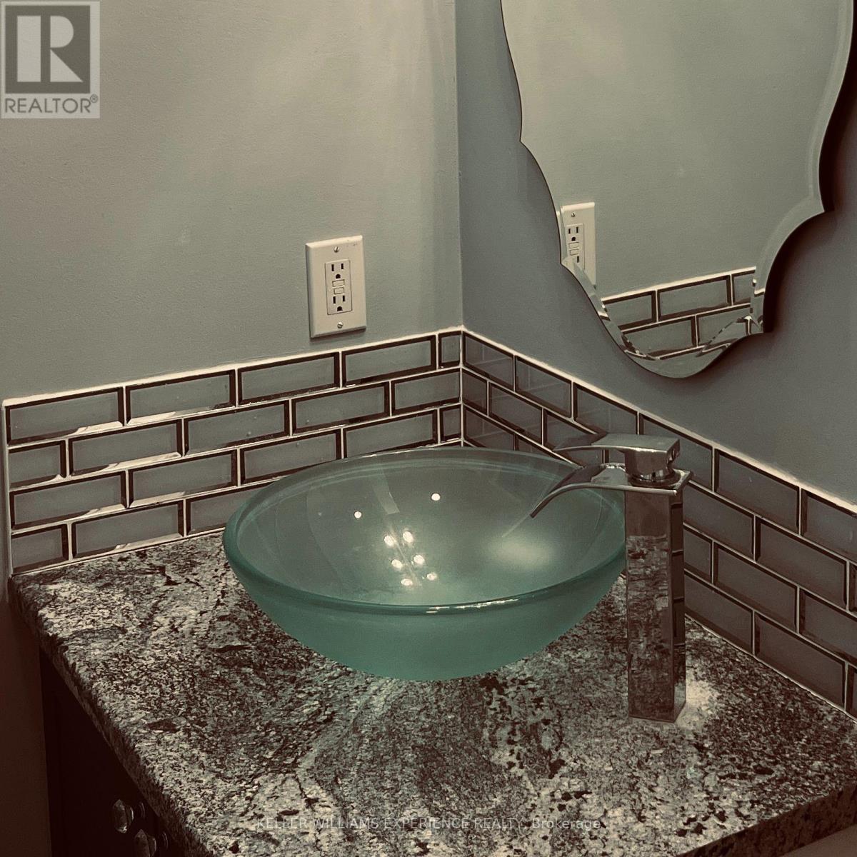 101 - 115 Bond Street, Orillia, Ontario  L3V 1J7 - Photo 10 - S12948626