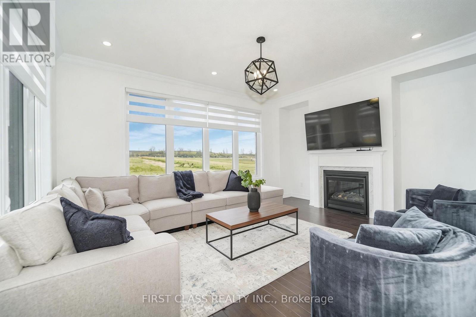 101 Thicketwood Avenue, Barrie, Ontario  L9J 0W8 - Photo 2 - S12948630