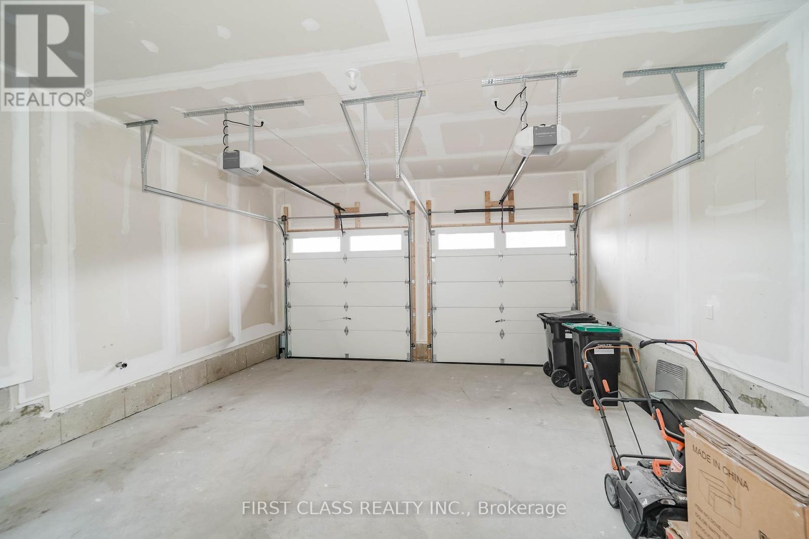 101 Thicketwood Avenue, Barrie, Ontario  L9J 0W8 - Photo 32 - S12948630