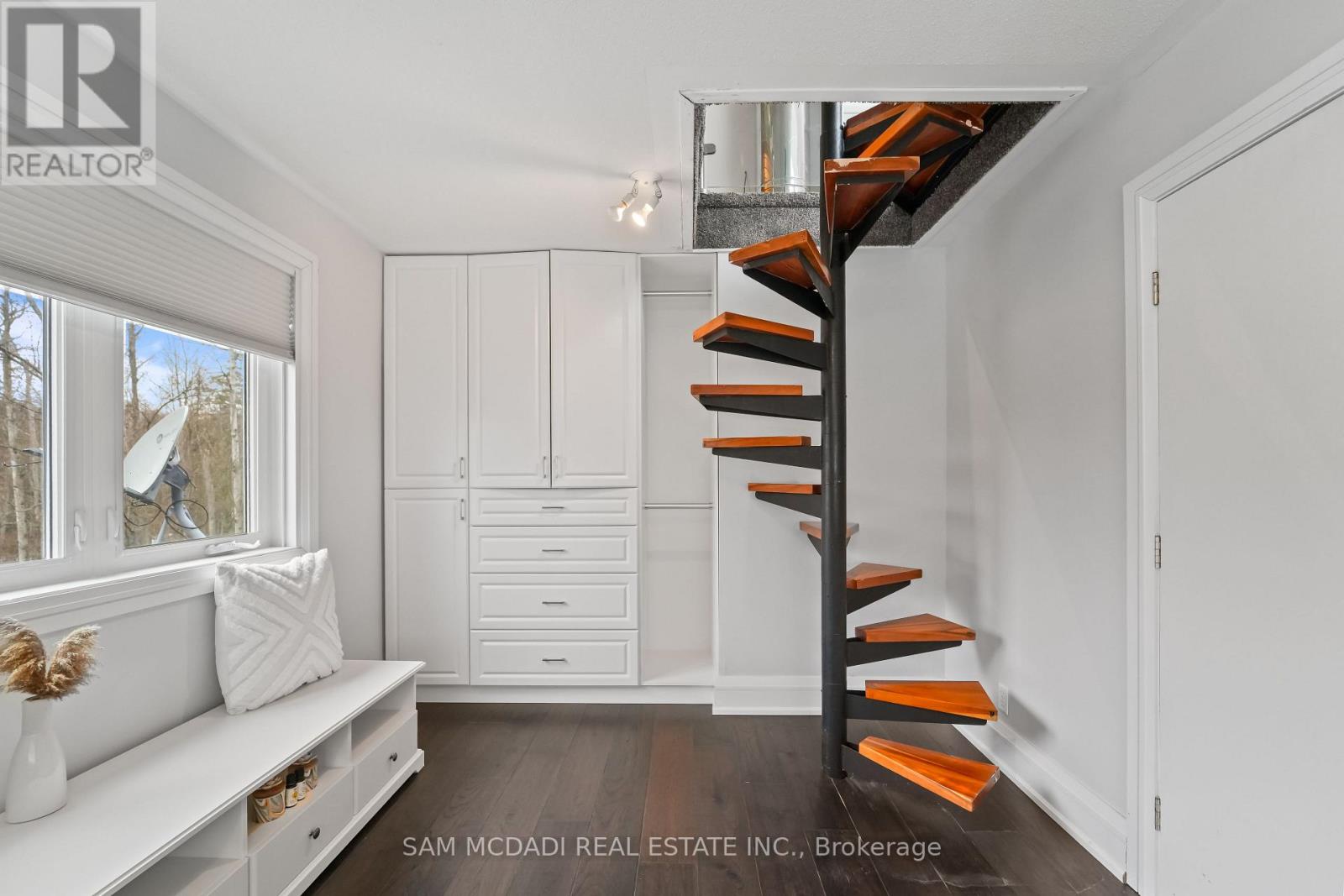 2814 Forks Of The Credit Road, Caledon, Ontario  L7K 2H5 - Photo 36 - W12948618