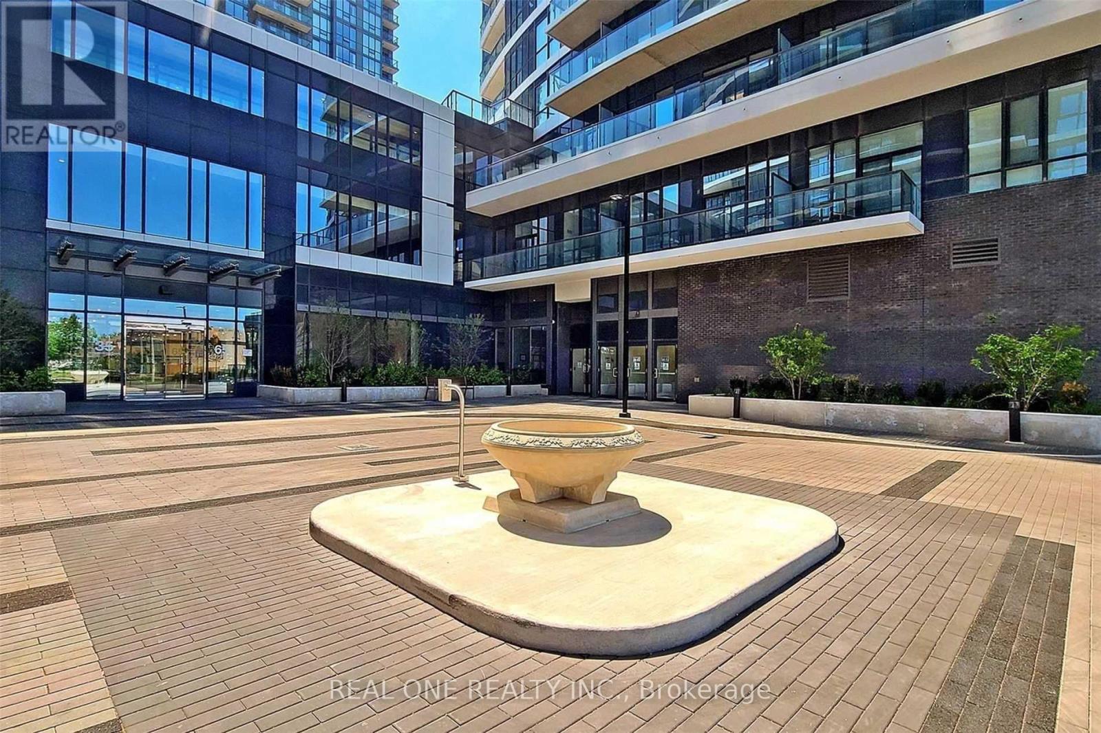403 - 65 Watergarden Drive, Mississauga, Ontario  L5R 1B2 - Photo 2 - W12948646