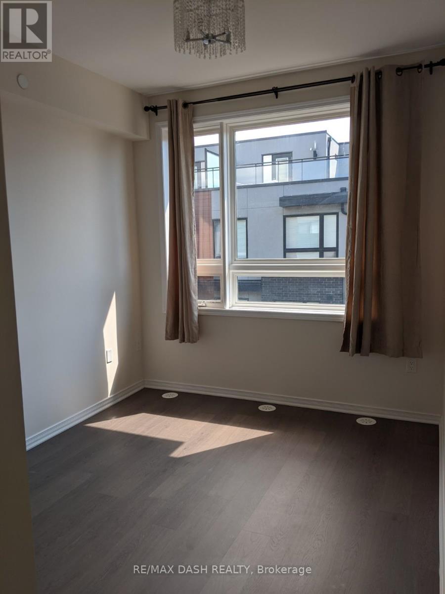 306 - 1130 Briar Hill Avenue, Toronto, Ontario  M6B 0A9 - Photo 10 - W12948664