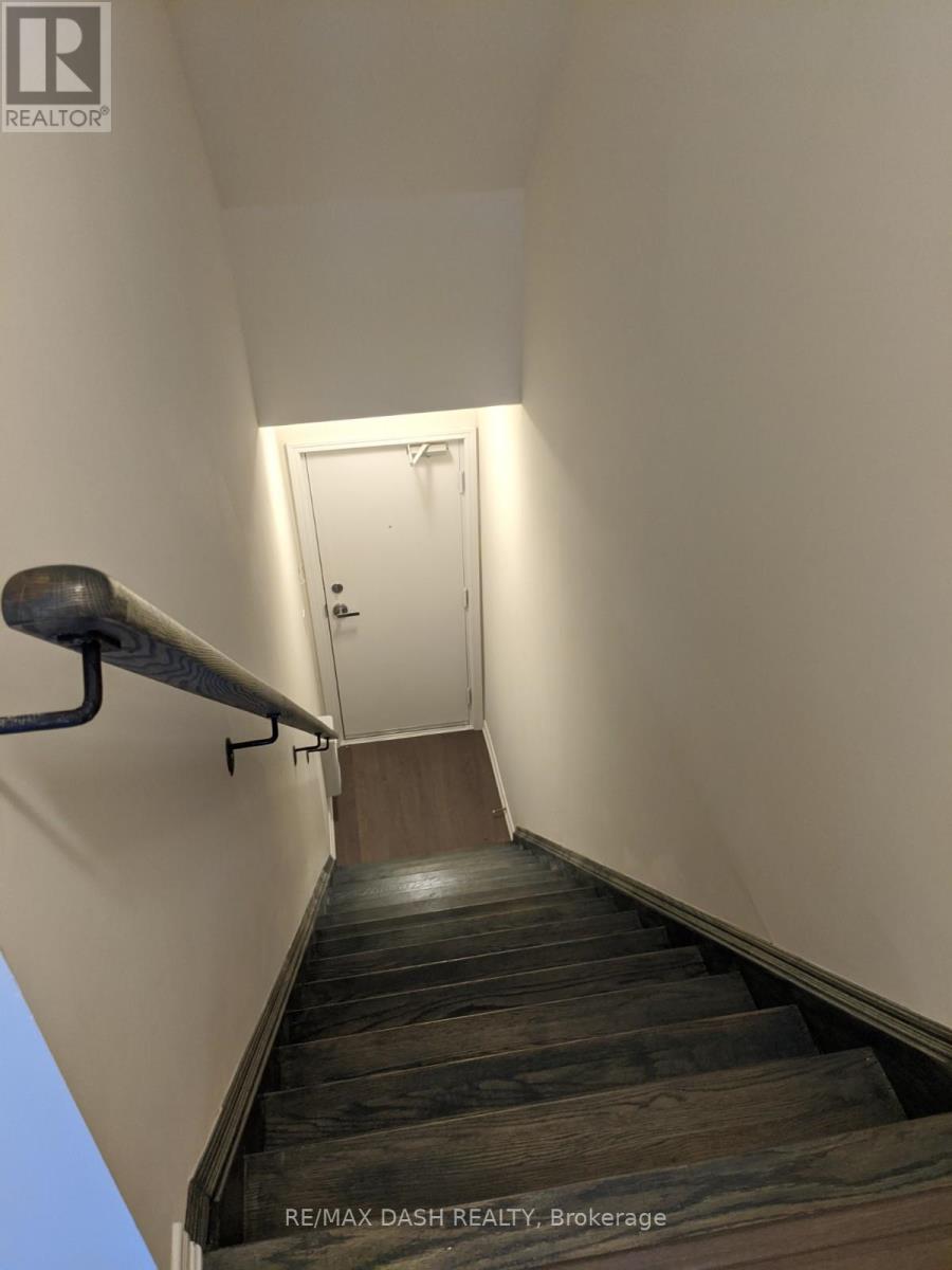 306 - 1130 Briar Hill Avenue, Toronto, Ontario  M6B 0A9 - Photo 3 - W12948664