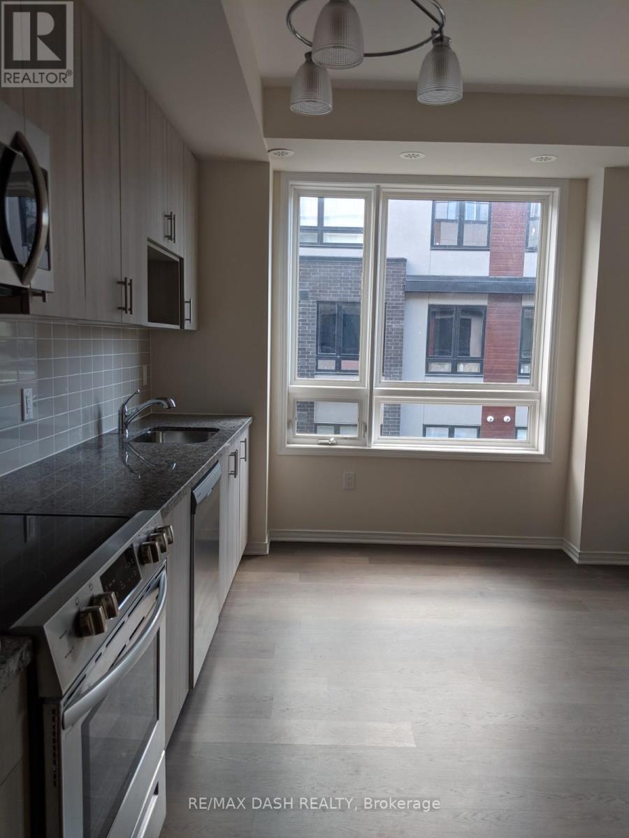 306 - 1130 Briar Hill Avenue, Toronto, Ontario  M6B 0A9 - Photo 4 - W12948664